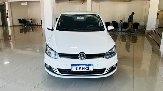 VOLKSWAGEN FOX 1.0 MPI COMFORTLINE 12V FLEX 4P MANUAL VOLKSWAGEN FOX 1.0 MPI COMFORTLINE 12V FLEX 4P MANUAL